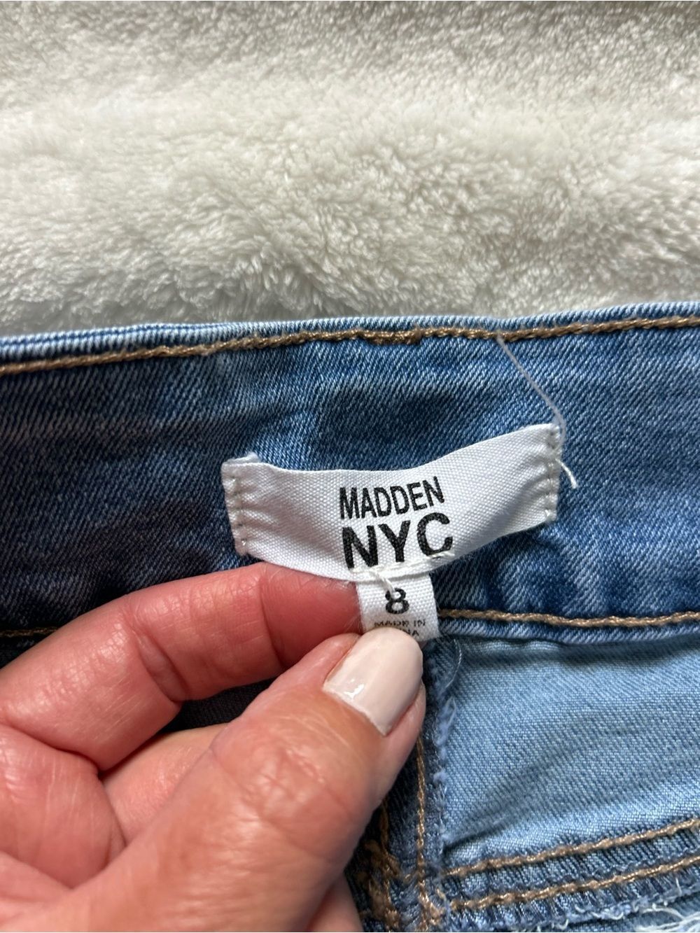 Madden NYC Skater Cargo Flare Women’s Jeans Front Seam Cargo Pockets Size 8 - Picture 8 of 15